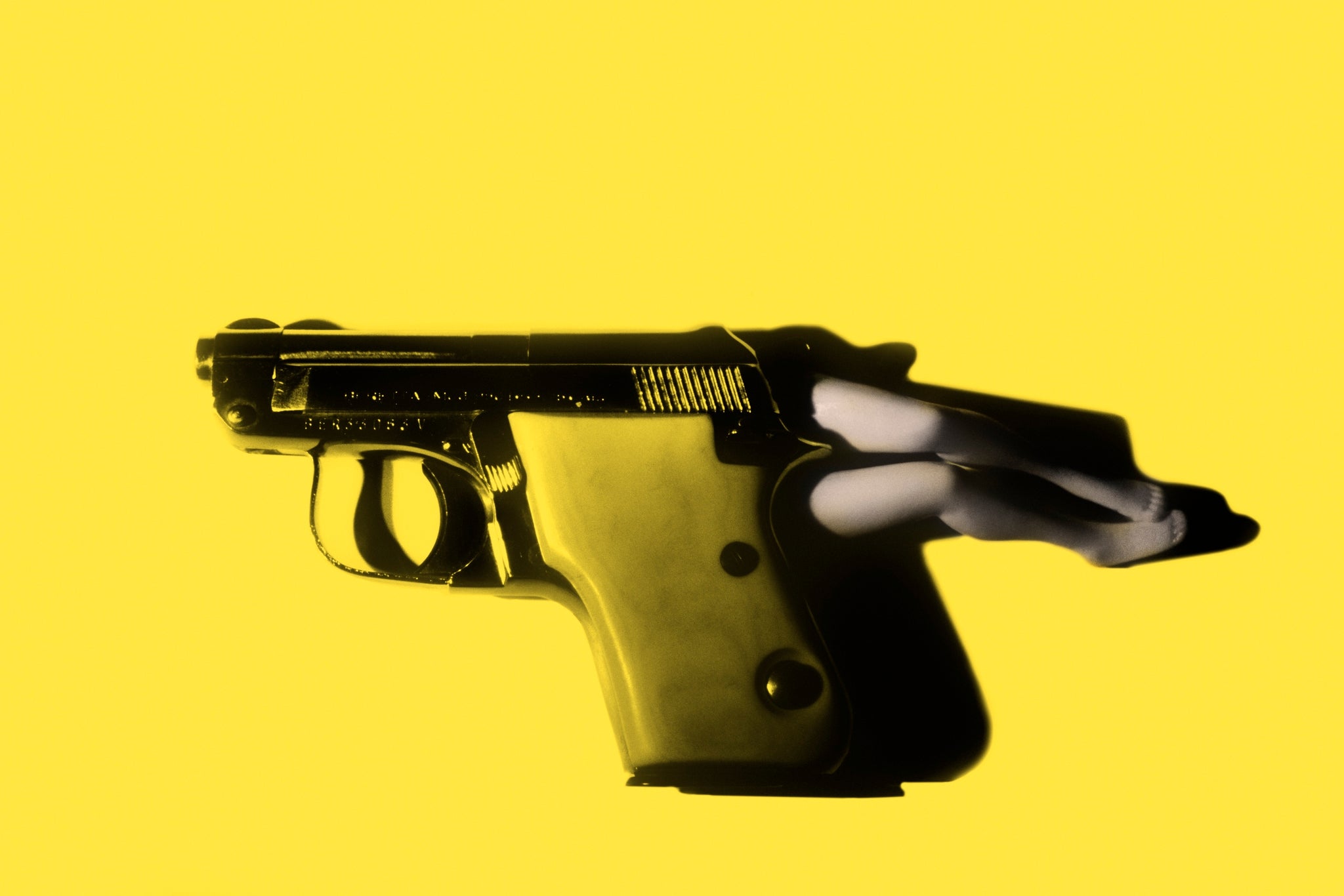 Lying Gun / color (yellow), 2014